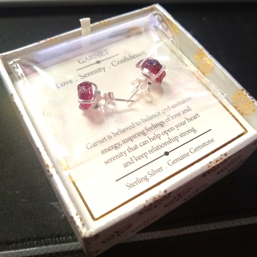 Shivam Garnet Birthstone Earring Studs (BRAND NEW w/out Tags)